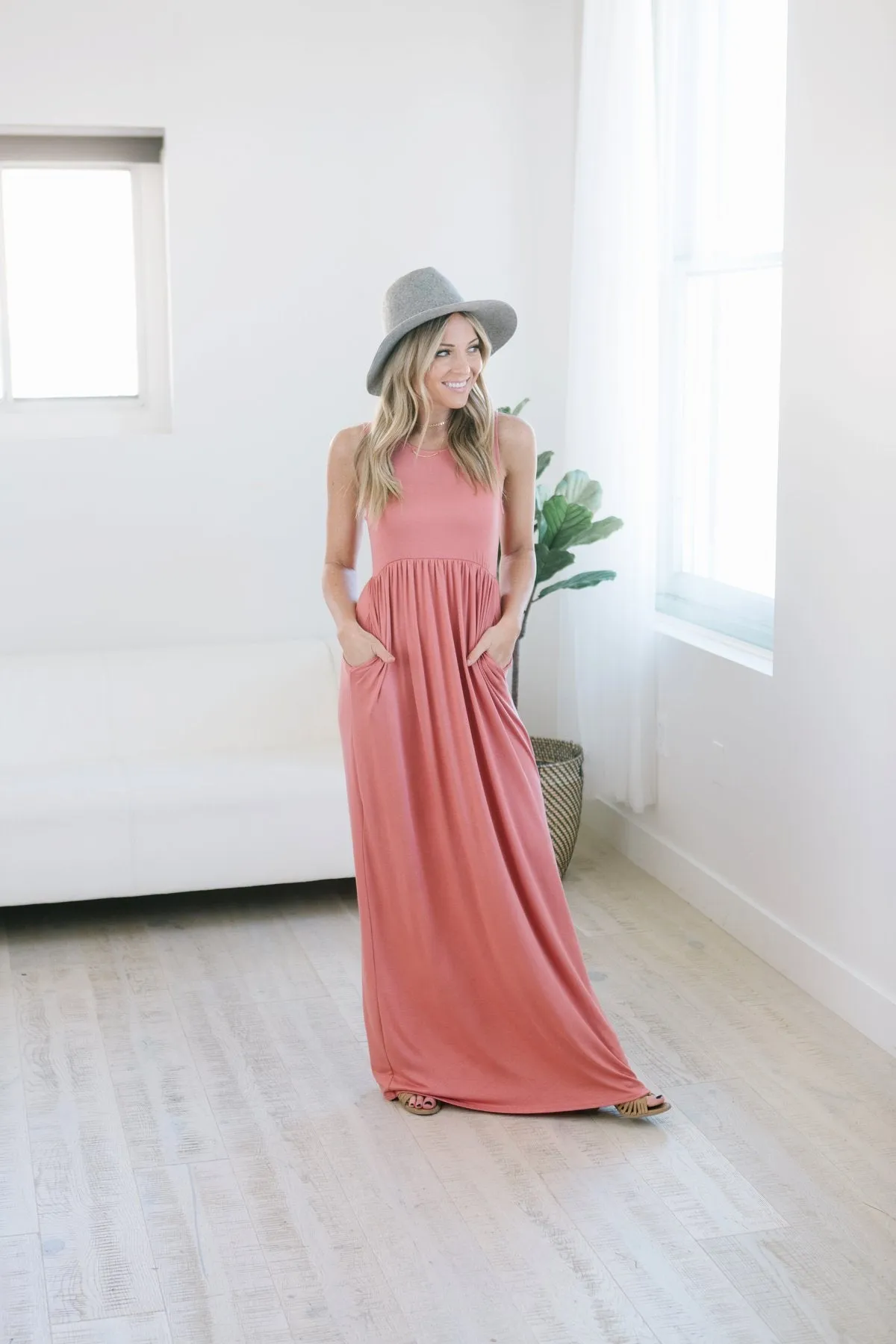 Lux Tank Maxi