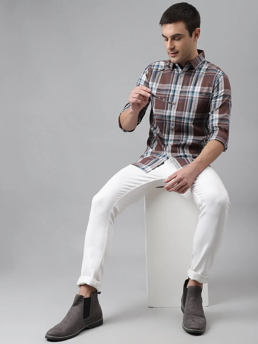 Men's Checkered Slim Fit Cotton Casual Shirt With Spread Collar