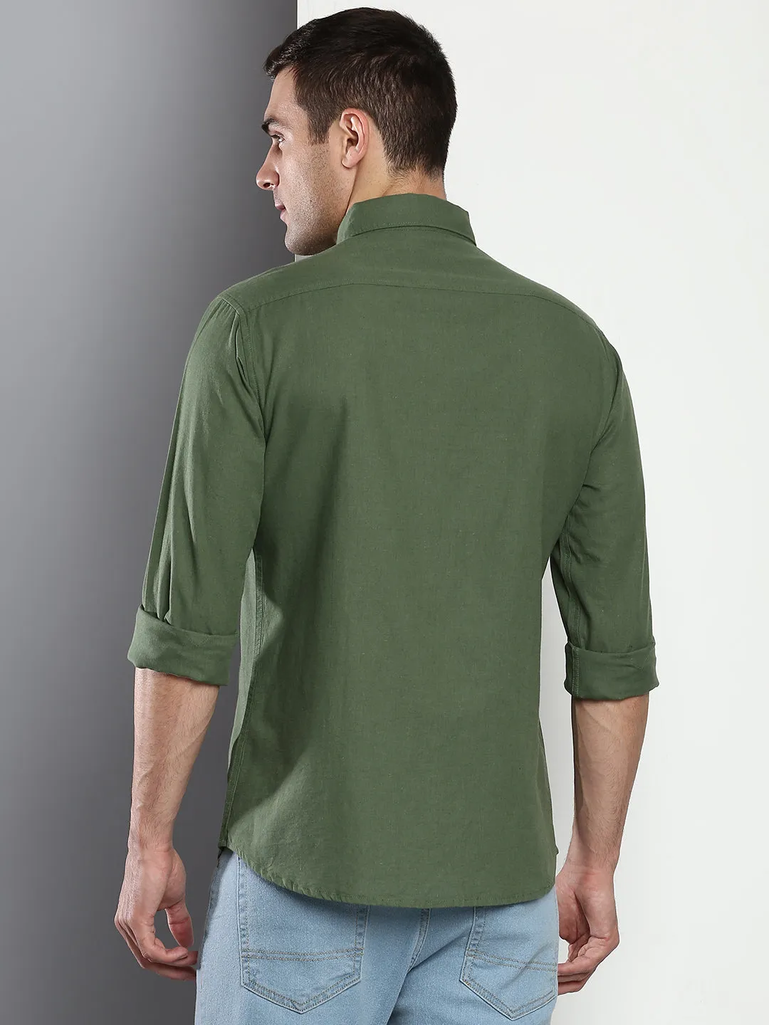 Men's Solid Slim Fit Cotton Linen Casual Shirt With Button-Down Collar & Full Sleeves