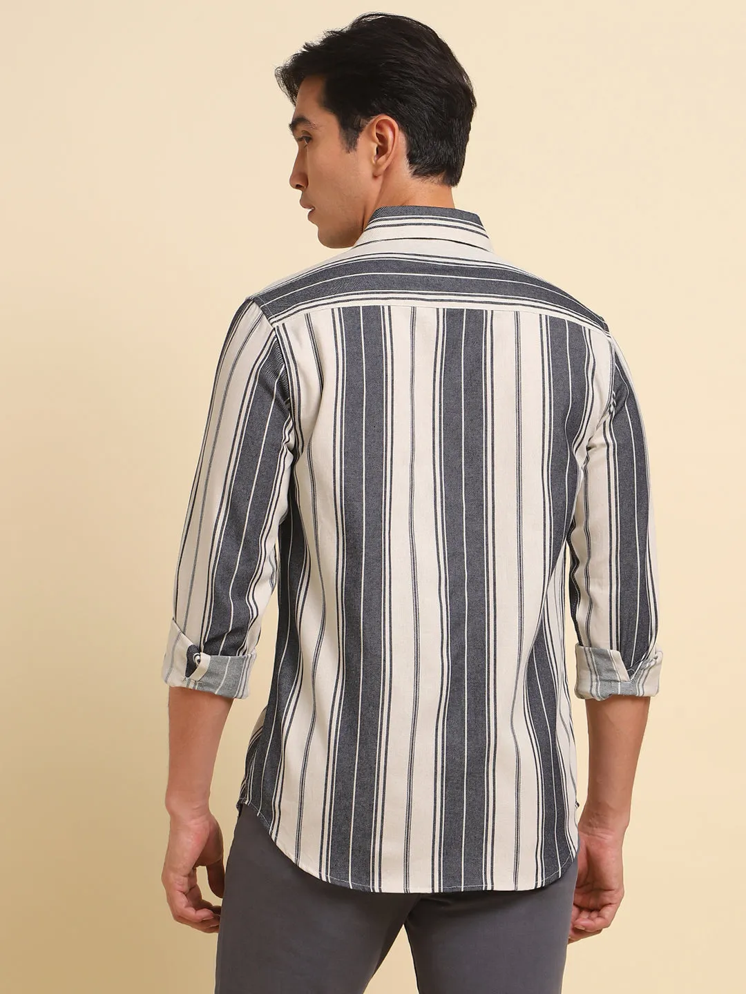Men's Vertical Striped Pure Cotton Slim Fit Casual Shirt